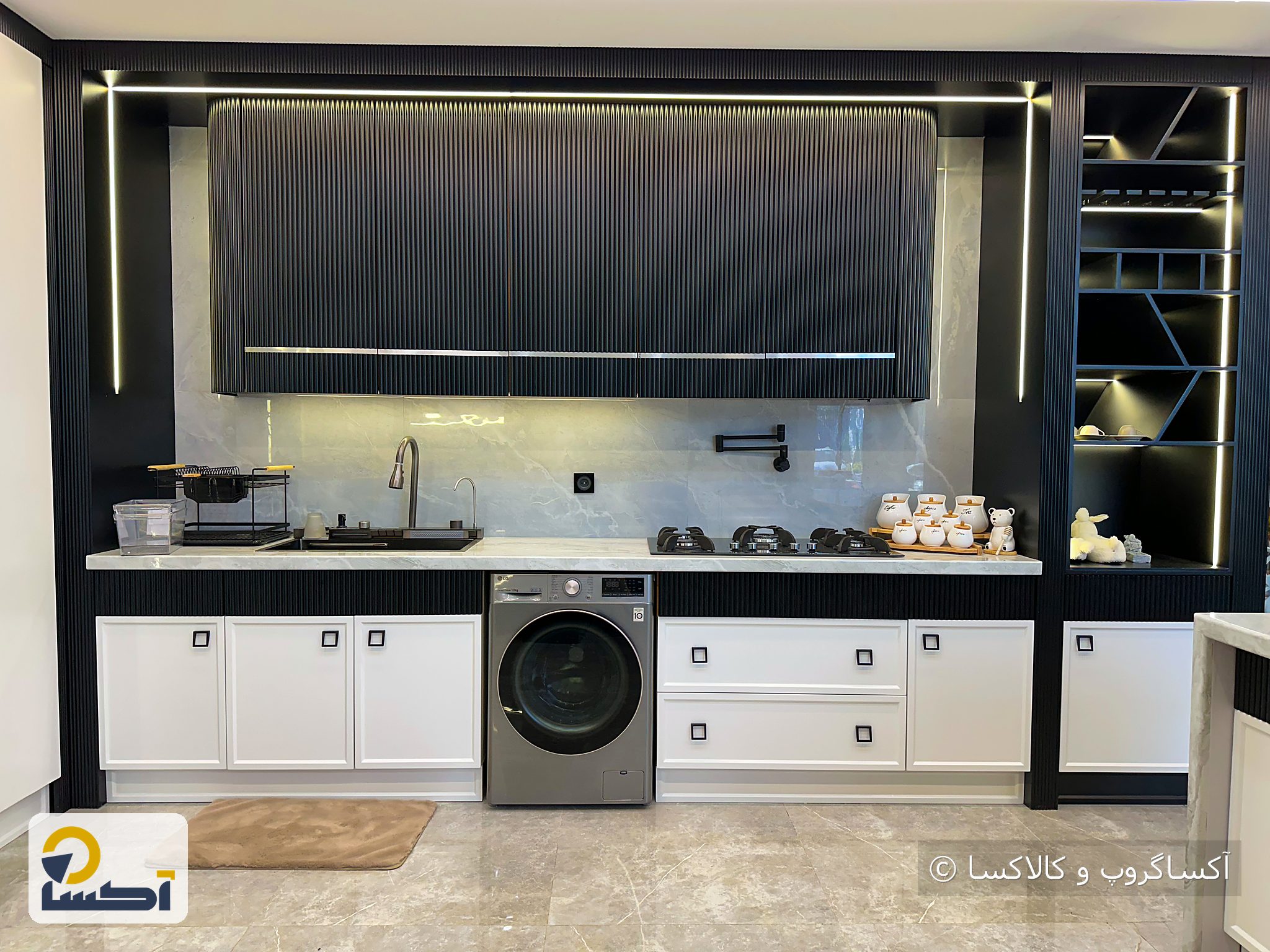 دیوار کابینت با جای ماشین لباسشویی و نور زیر کابینت